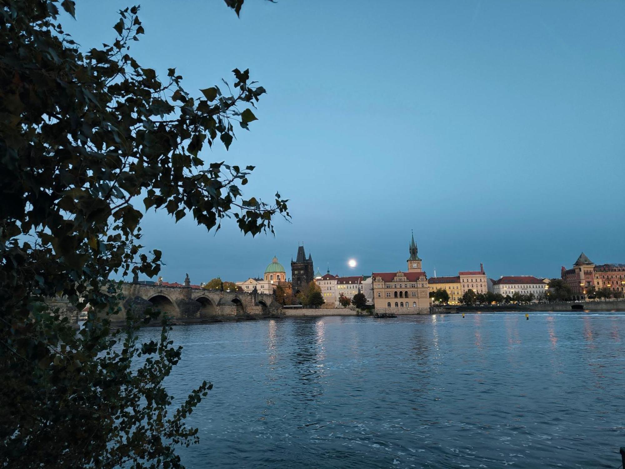 Appartamento Valentinka Minutes Away From Charles Bridge Praga